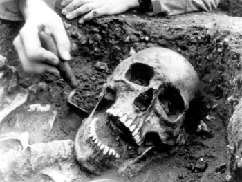 plague death victims disease believed previously older than catholic england learns important science scientists discovered studying much