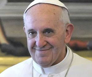 As he did in Argentina, Pope Francis walks the Roman streets at night ...