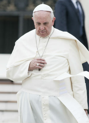 'Vanity is like osteoporosis of the soul' - Pope Francis warns against ...