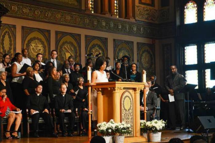 Sanda Green Thomas, president of GU272 Descendants Association, speaks at the Liturgy of Remembrance, Contrition and Hope at Georgetown University, April 18, 2017.