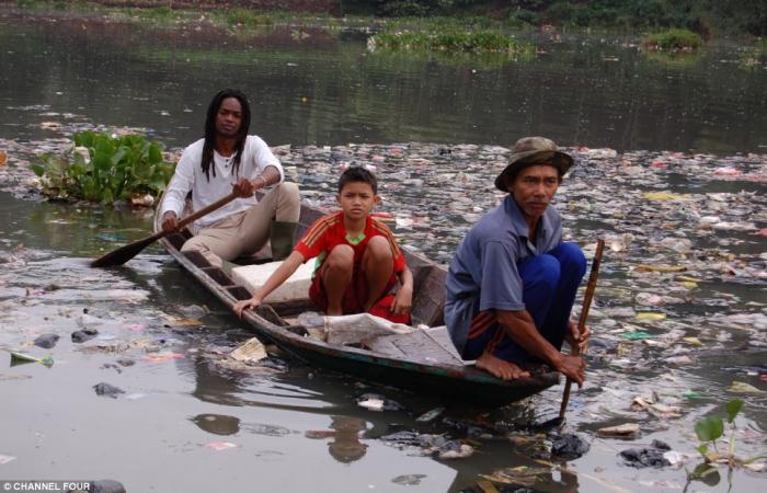 Former Indonesian tropical paradise reduced to garbage dump - Green ...