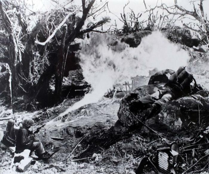 The Bloody Battle Of Tarawa In 20 Extraordinary Photos - U.S. News ...